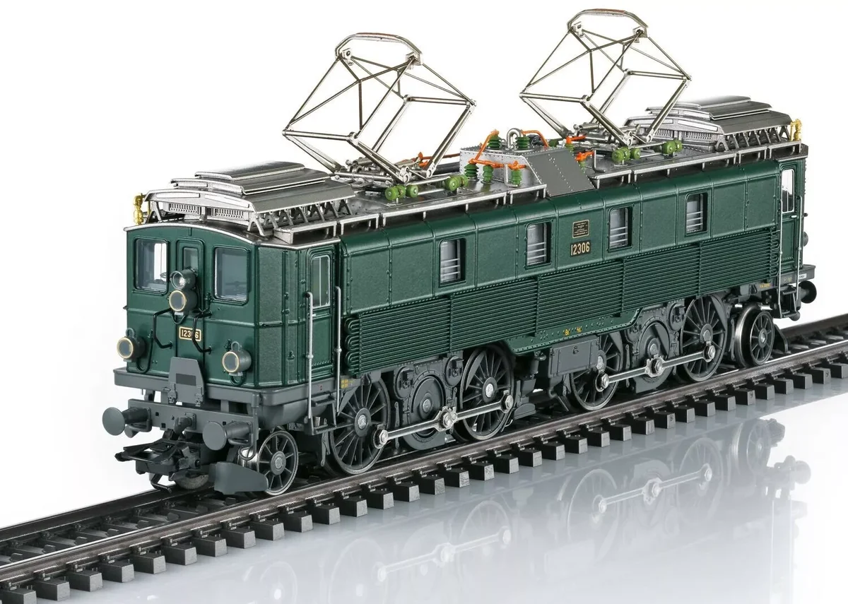 MÄRKLIN 39511 Elektrolokomotive Be 4-6 SBB