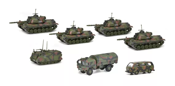 Schuco Bundeswehr Panzerkompanie Tarnfarbig 1:64 452643300