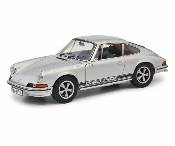Schuco Porsche 911 S Coupe Silber 1:18 450047000
