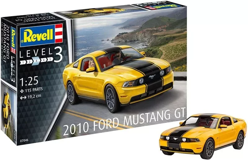 Revell 07046 Ford Mustang GT 2010 1:25