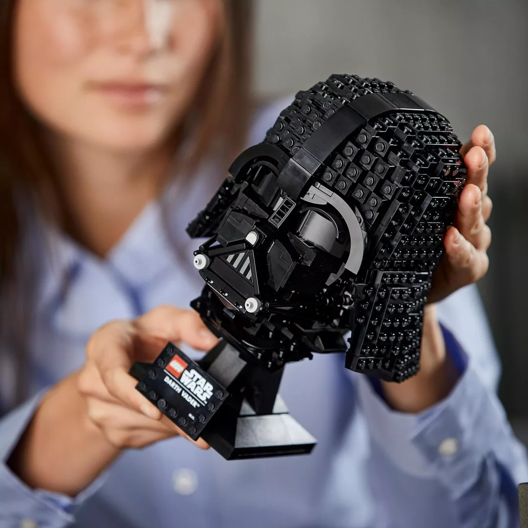 LEGO Star Wars Darth Vader Helmet