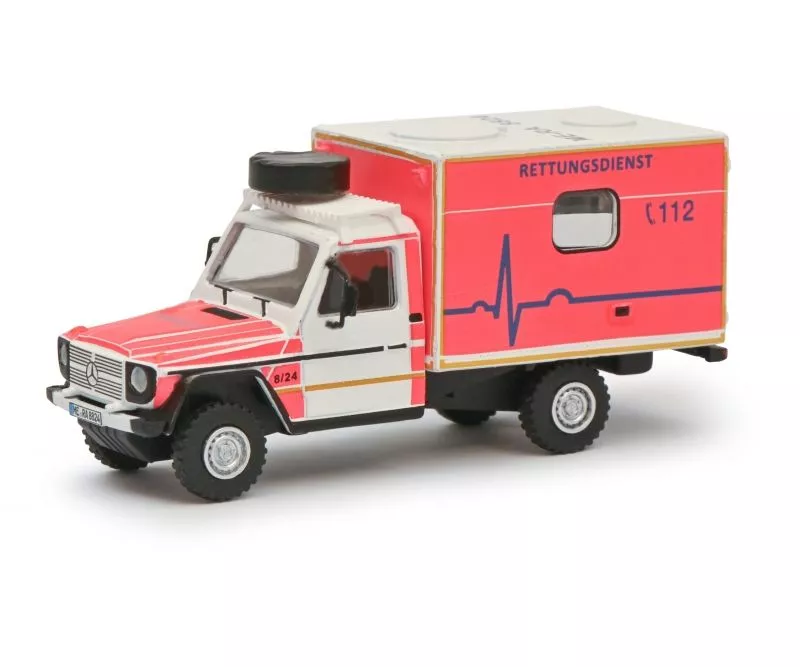 Schuco Mercedes-Benz Mhi Gki. Kreuz Rot 1:87 452674300