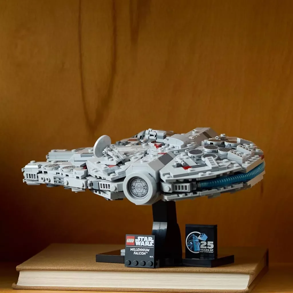 LEGO 75375 Star Wars Millennium Falcon™