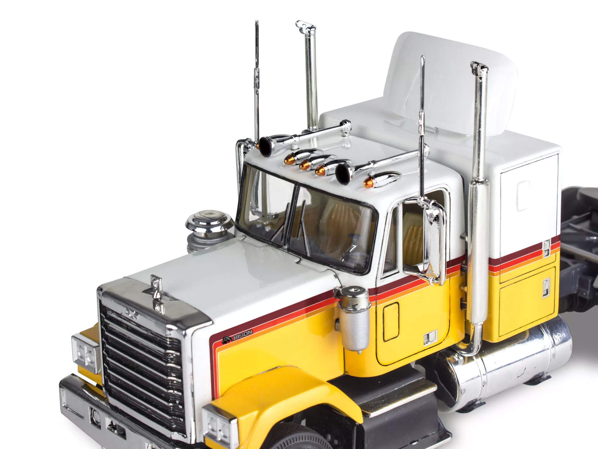 REVELL 17471 Chevy Bison Semi-Truck | Lastwagen Bausatz im Maßstab 1/32