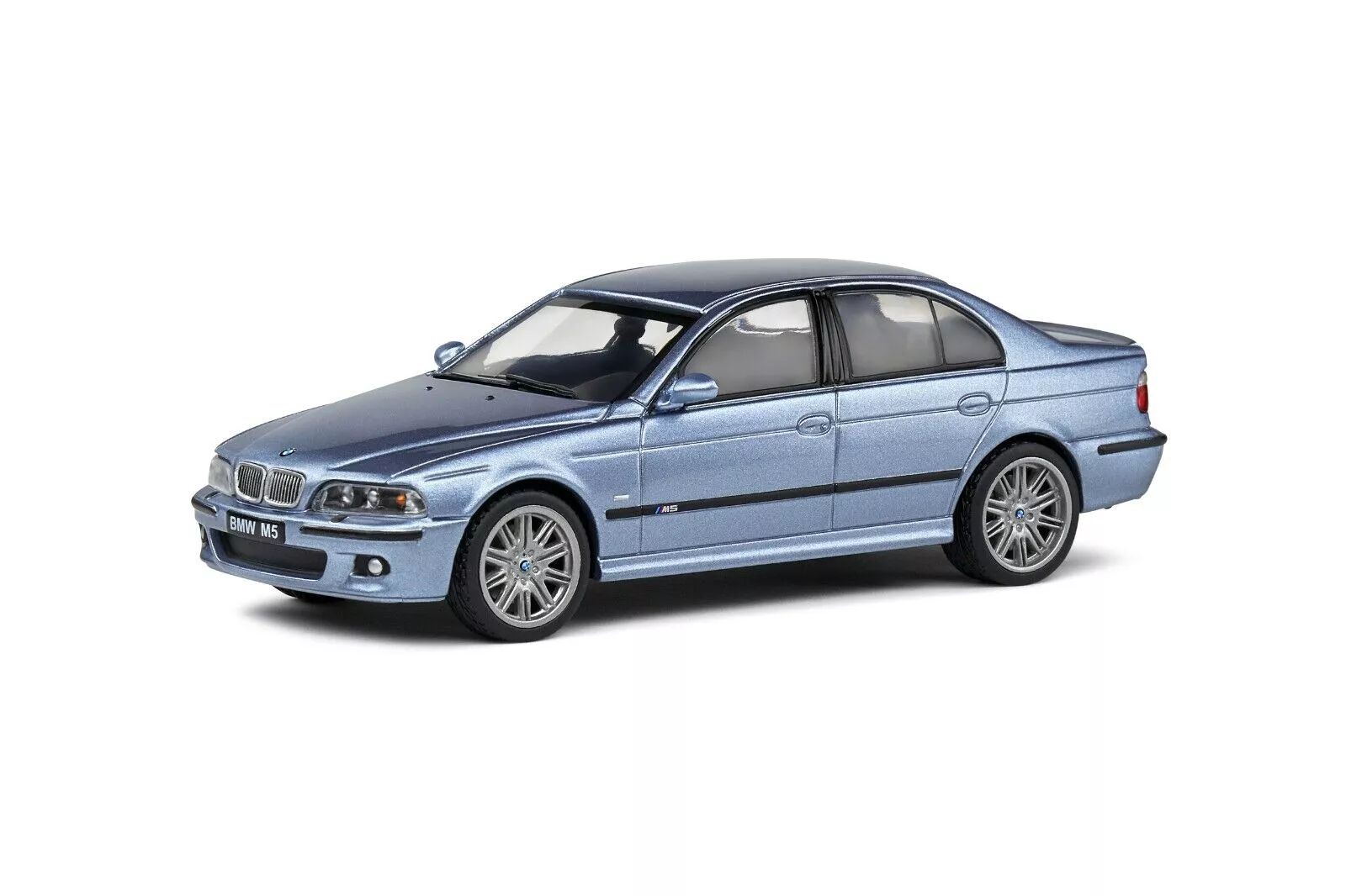 Solido BMW M5 E39 Blau 01:43 421437920